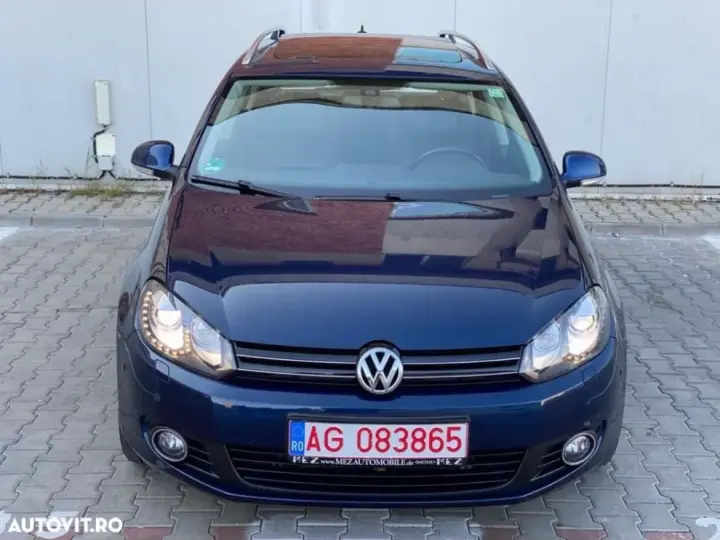 Volkswagen Golf VII 1.6 TDI DSG Comfortline