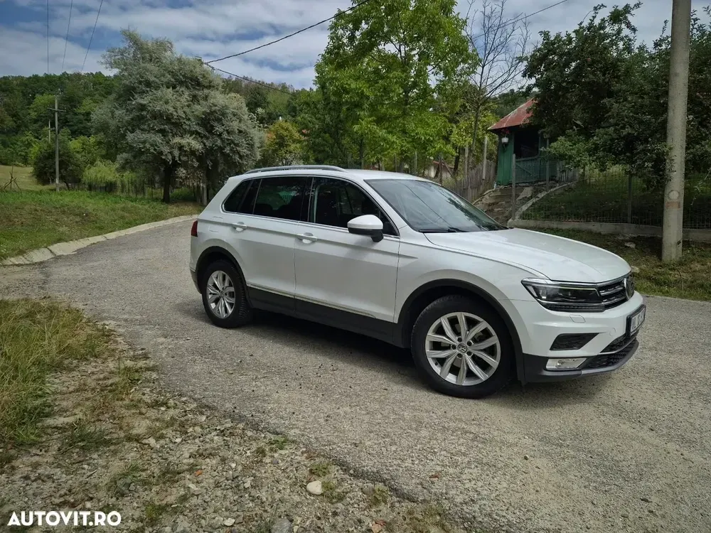 Volkswagen Tiguan II 2.0 TDI DPF DSG 4Mot Highline — imagine 4