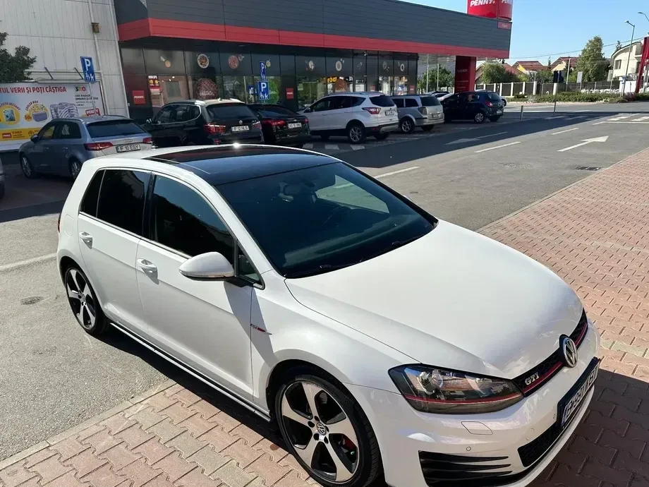 Volkswagen Golf VII 2.0 TSI BMT DSG GTI — imagine 3