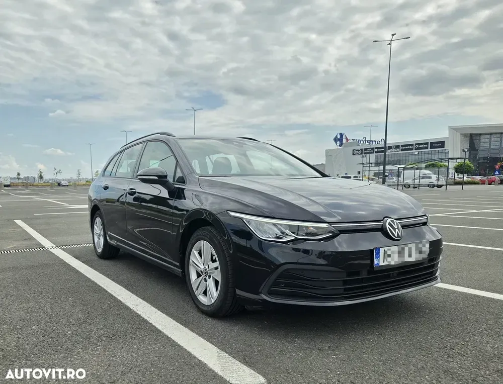 Volkswagen Golf VIII 1.5 eTSI ACT DSG MHEV Life — imagine 3