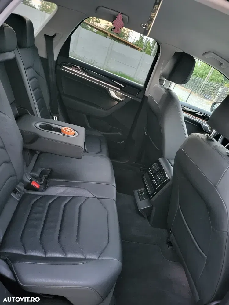 Volkswagen Touareg V6 TDI Elegance — imagine 4
