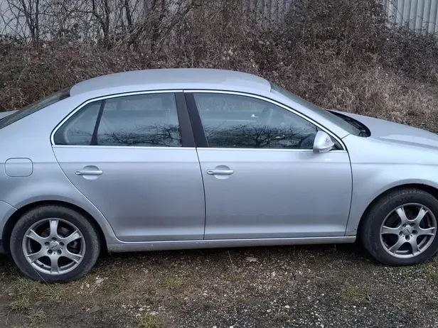 Volkswagen Jetta A5 1.6 Trendline