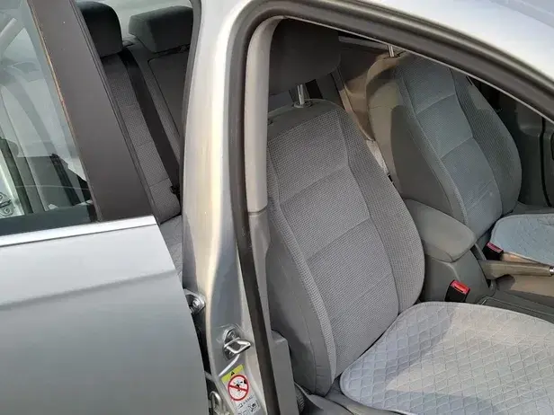 Volkswagen Jetta A5 1.6 Trendline