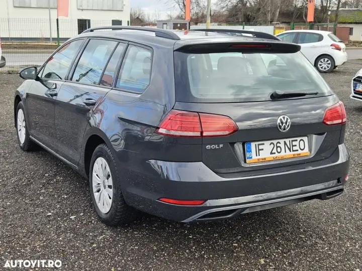 Volkswagen Golf VII 1.0 TSI Trendline