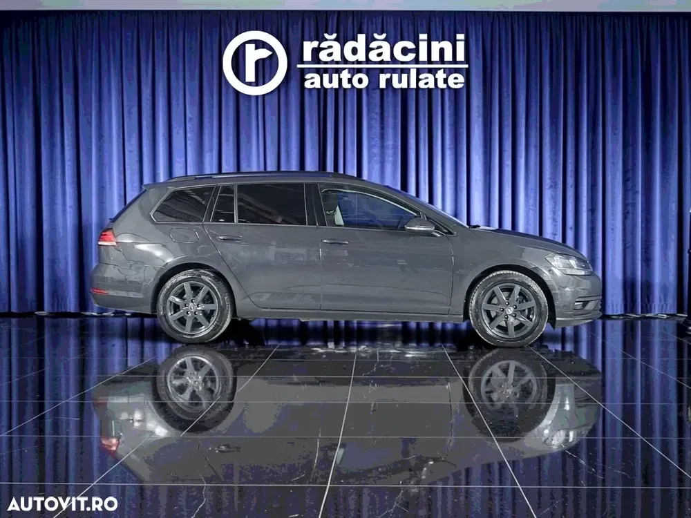 Volkswagen Golf — imagine 5