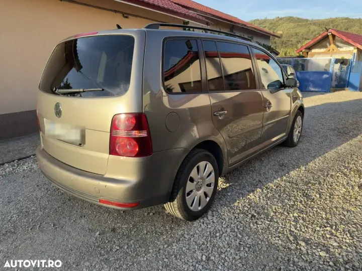 Volkswagen Touran 1.9 TDI DPF Highline