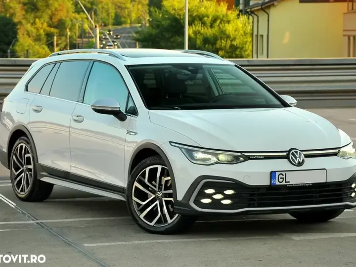 Volkswagen Golf VIII 2.0 TDI 4Motion SCR DSG Alltrack