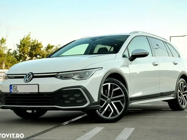 Volkswagen Golf VIII 2.0 TDI 4Motion SCR DSG Alltrack