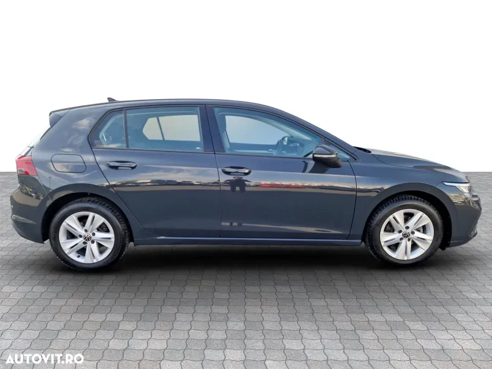 Volkswagen Golf VIII 1.0 TSI Life — imagine 6