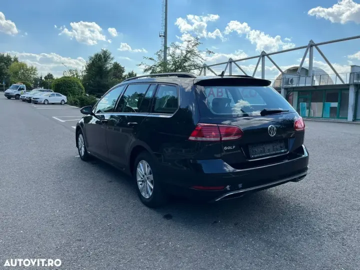 Volkswagen Golf VII