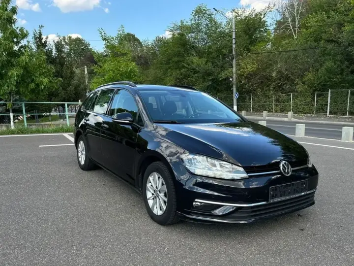 Volkswagen Golf VII