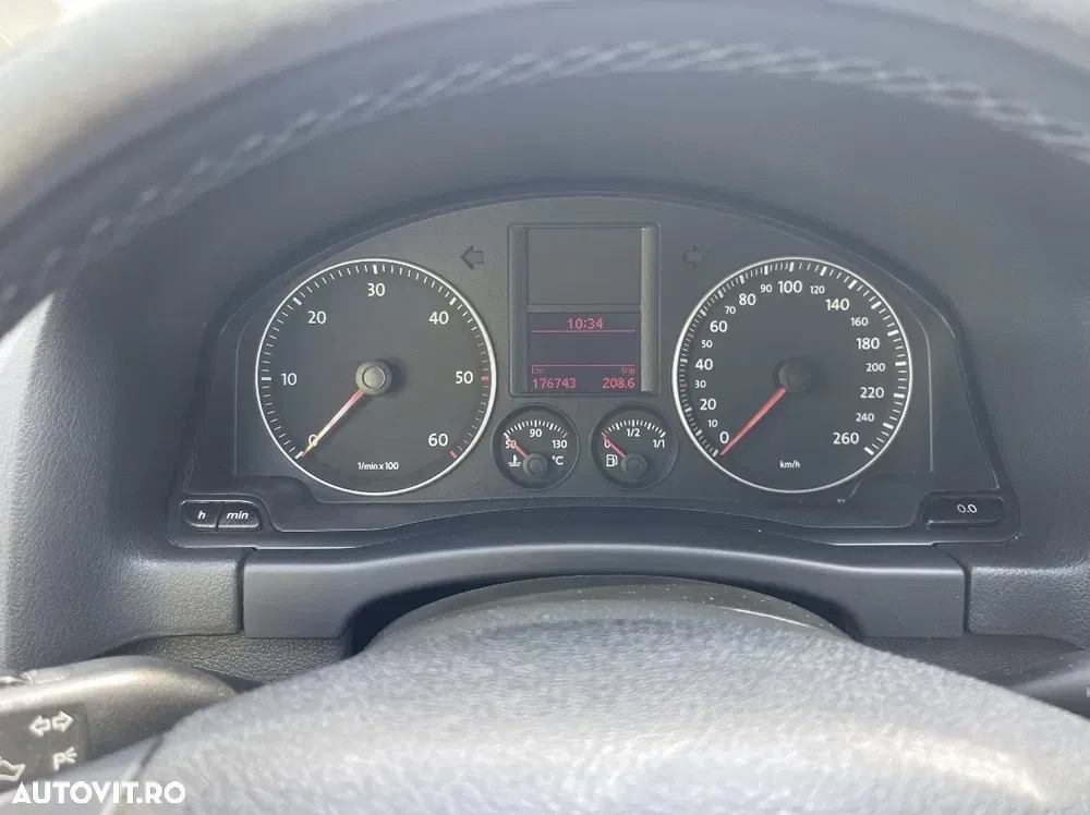 Volkswagen Golf V 1.9 TDI Tour Edition — imagine 5