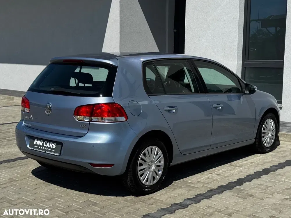 Volkswagen Golf 1.6 TDI BlueMotion Technology Comfortline — imagine 2