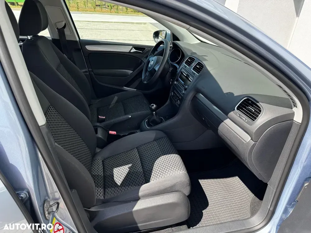 Volkswagen Golf 1.6 TDI BlueMotion Technology Comfortline — imagine 6