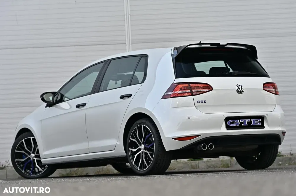 Volkswagen Golf — imagine 6