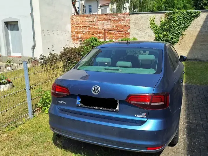 Volkswagen Jetta A6 1.2 TSI Trendline