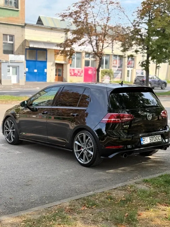 Volkswagen Golf VII 2.0 TSI BMT DSG GTI — imagine 6