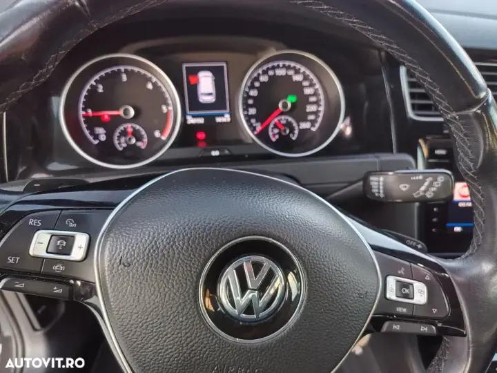 Volkswagen Golf VII 2.0 TDI SCR DSG Highline