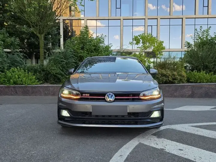 Volkswagen Polo VI