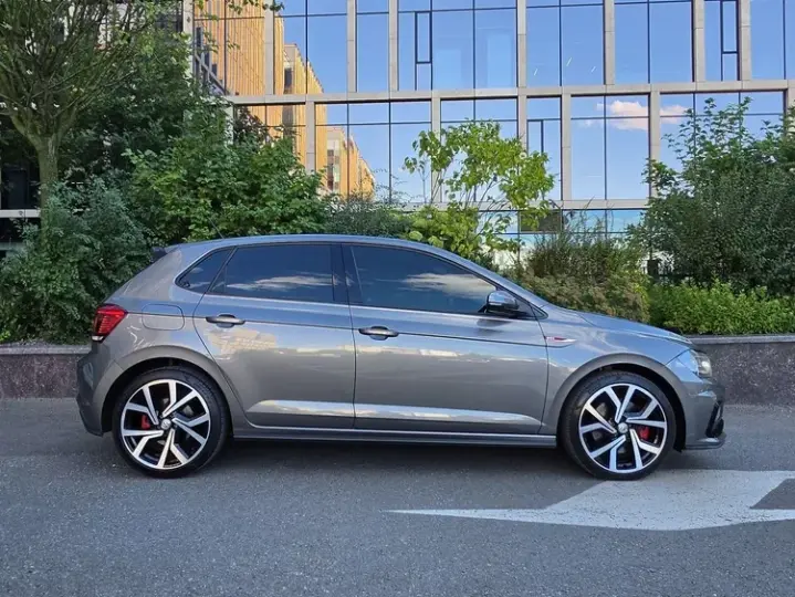 Volkswagen Polo VI
