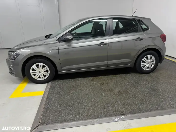 Volkswagen Polo VI 1.0 Trendline