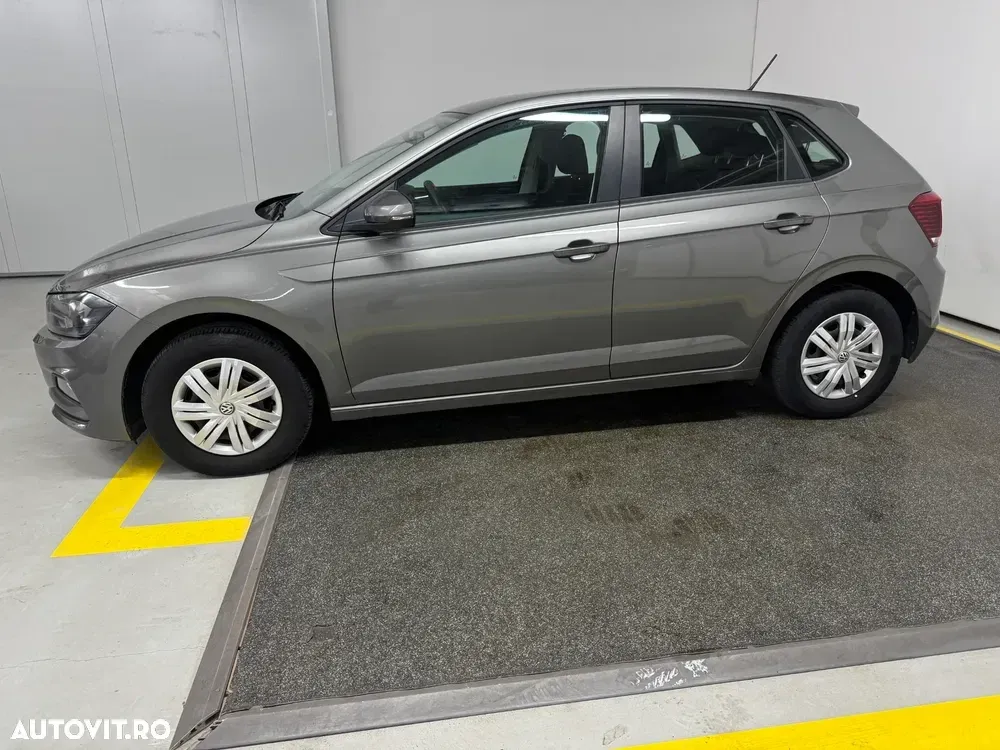 Volkswagen Polo VI 1.0 Trendline — imagine 2