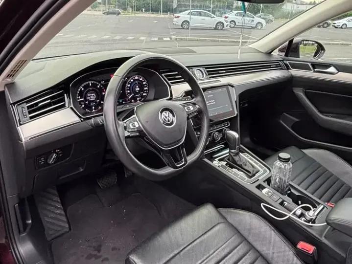 Volkswagen Passat B8 2.0 TDI SCR DSG Highline