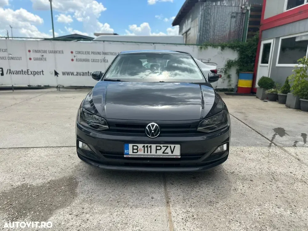 Volkswagen Polo VI 1.0 Trendline — imagine 2