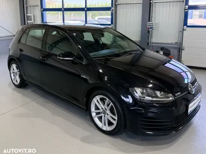 Volkswagen Golf VII GTD 2.0 TDI SCR DSG