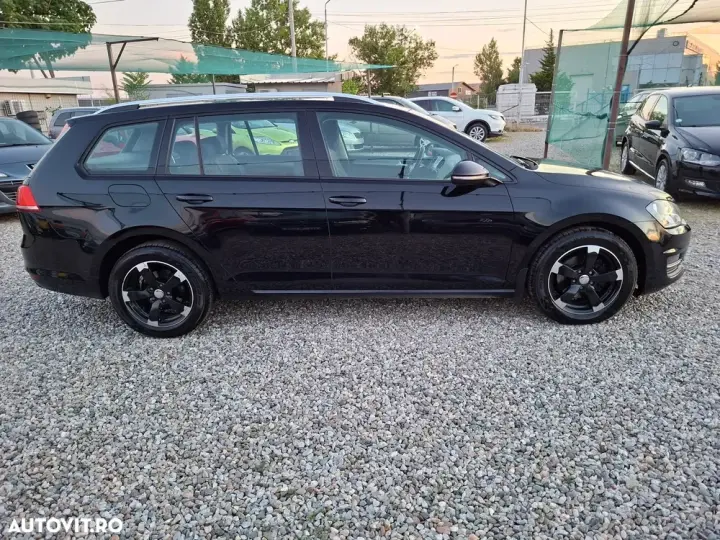 Volkswagen Golf VII