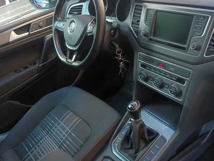 Volkswagen Golf Sportsvan