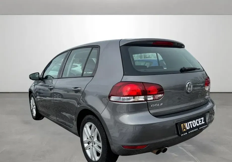 Volkswagen Golf 1.4 TSI BlueMotion Technology DSG Highline — imagine 6