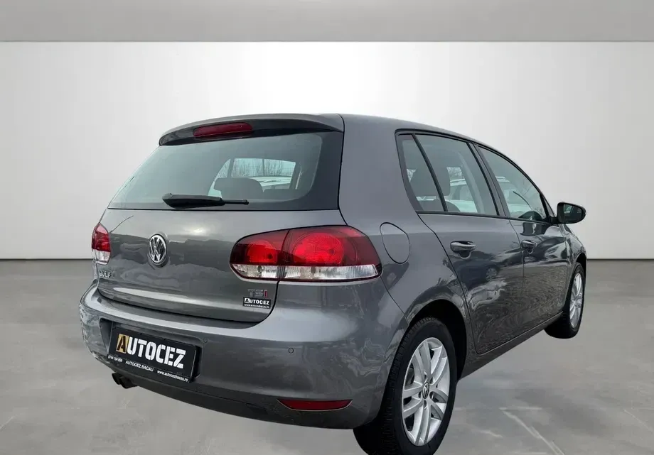 Volkswagen Golf 1.4 TSI BlueMotion Technology DSG Highline — imagine 5