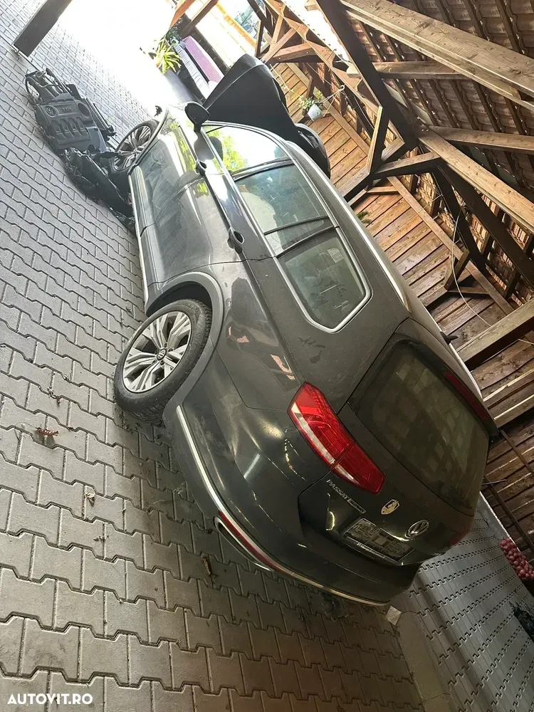 Volkswagen Passat — imagine 2