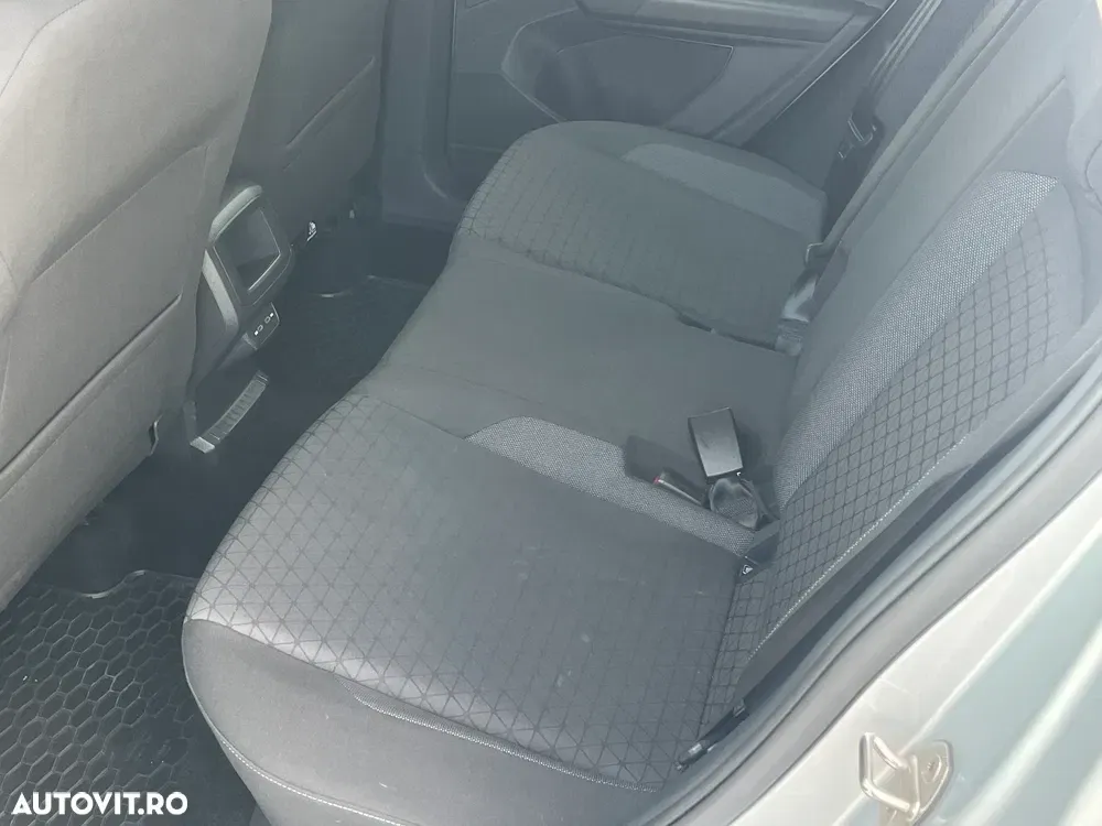 Volkswagen T-Cross 1.0 TSI Life — imagine 6