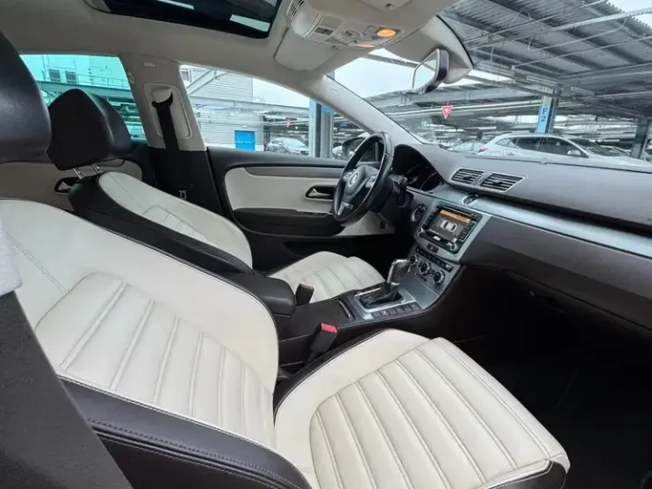 Volkswagen Passat CC 2.0 TDI DSG