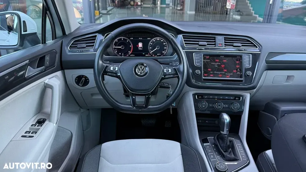 Volkswagen Tiguan II 2.0 TDI 4Mot DSG Highline — imagine 6