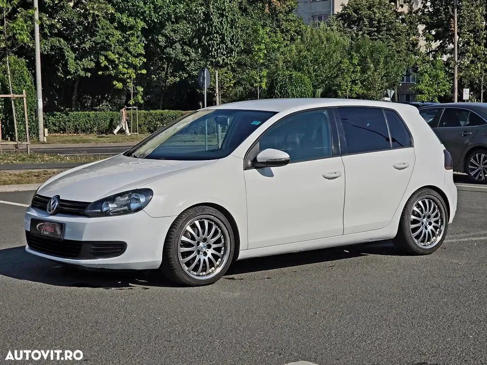 Volkswagen Golf VI 1.4 Comfortline — imagine 2