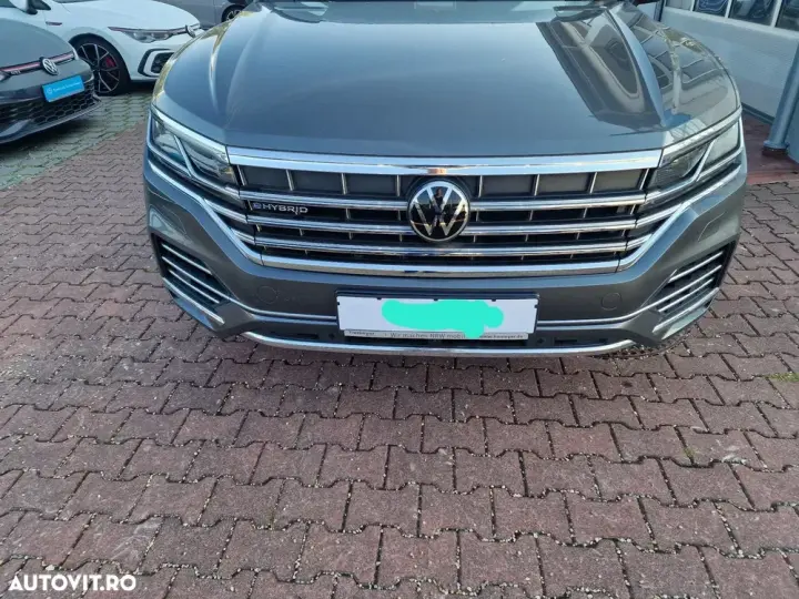 Volkswagen Touareg III 3.0 V6 e-Hybrid 4Motion Aut. Elegance