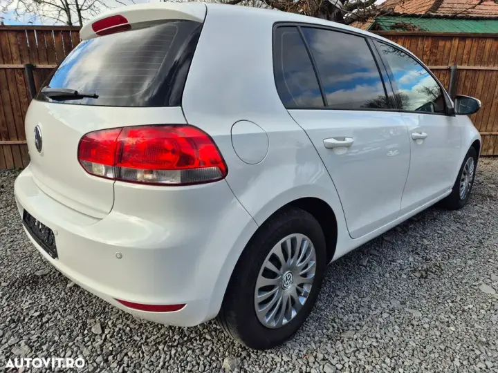 Volkswagen Golf VI