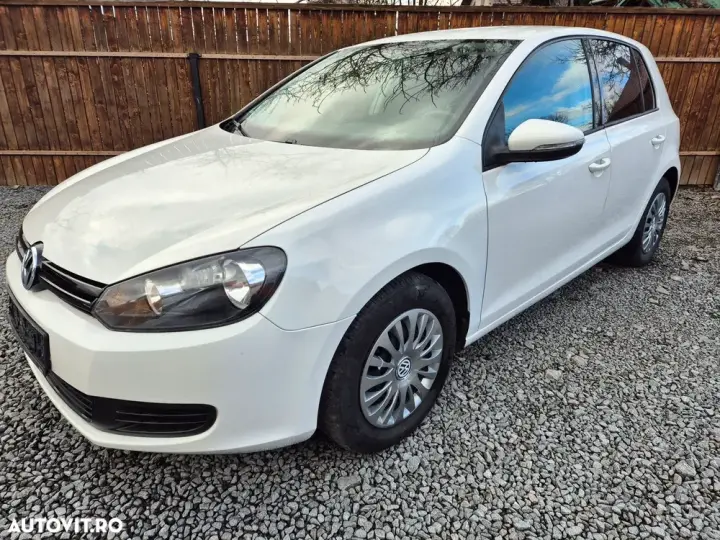Volkswagen Golf VI