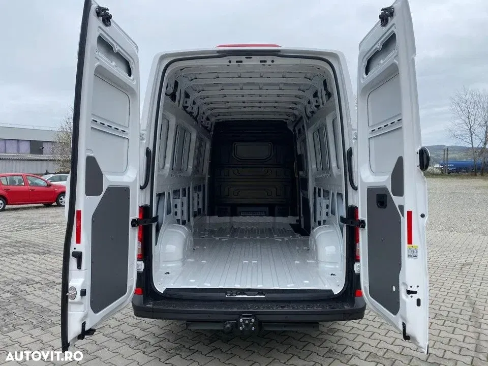 Volkswagen Crafter — imagine 5