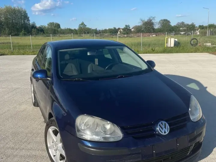 Volkswagen Jetta A5 1.6 Comfortline