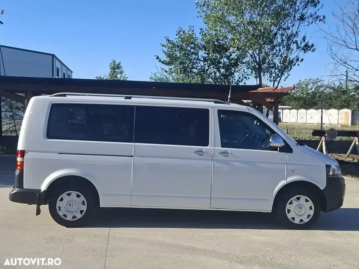 Volkswagen Transporter T5 Caravelle Comfortline Lung