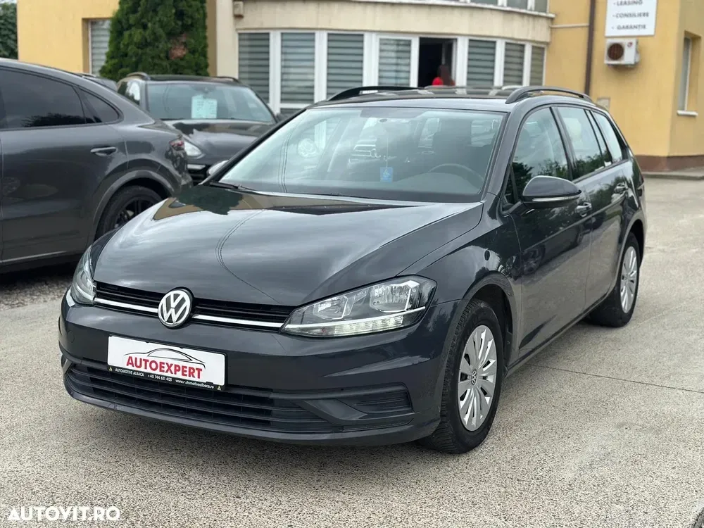 Volkswagen Golf 1.6 TDI SCR Comfortline — imagine 3