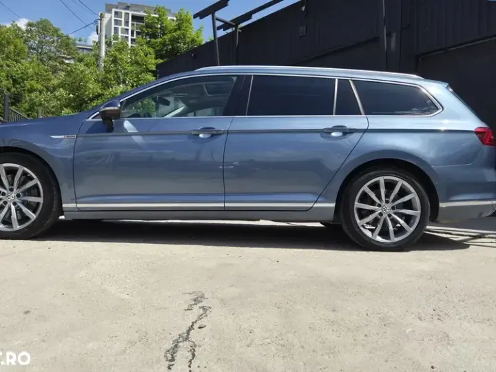 Volkswagen Passat B8 2.0 TDI DSG 4Motion Highline