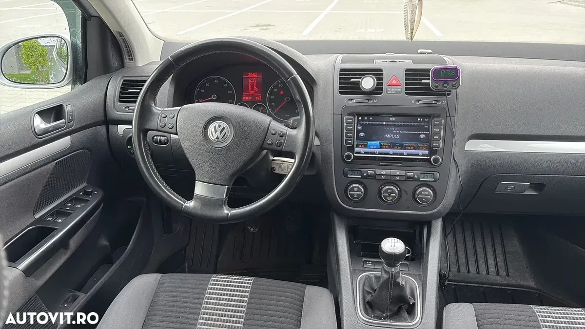 Volkswagen Golf V 1.4 Trendline — imagine 6