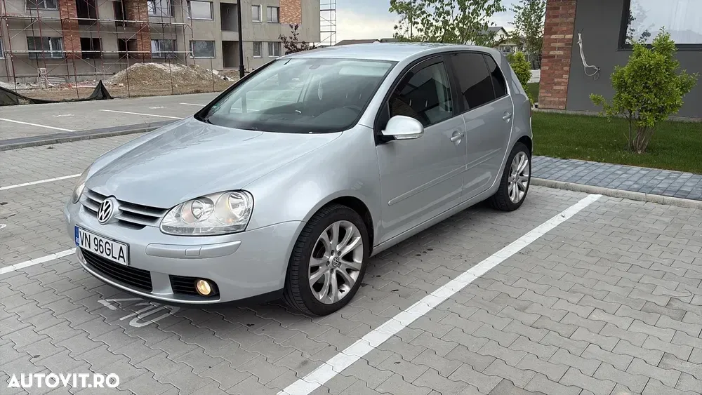 Volkswagen Golf V 1.4 Trendline — imagine 5