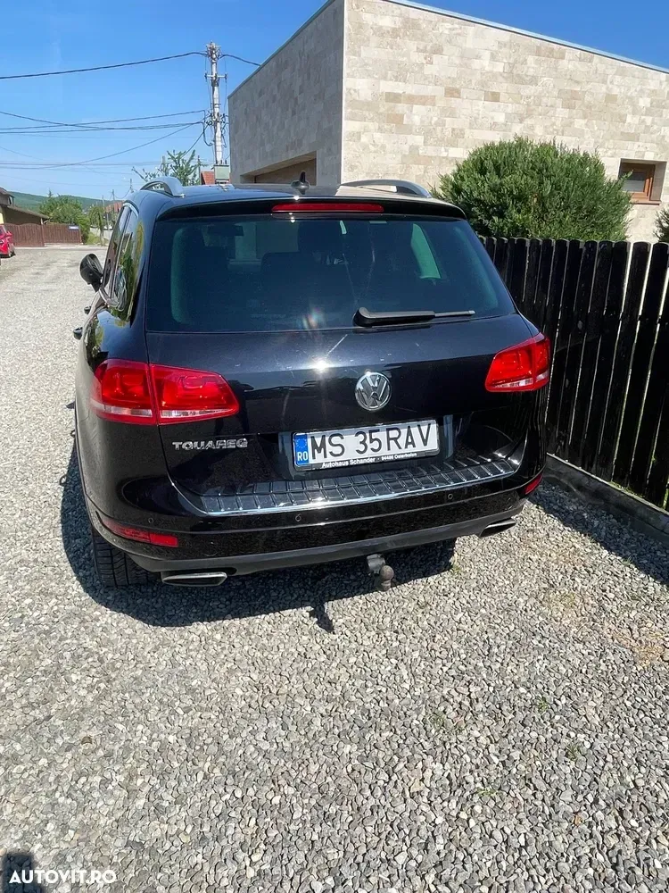 Volkswagen Touareg 3.0 V6 TDI Blue Motion DPF Automatik — imagine 4