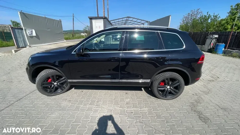 Volkswagen Touareg 3.0 V6 TDI Blue Motion DPF Automatik — imagine 2